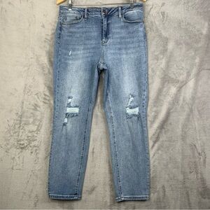 Judy Blue Skinny Fit Distressed Medium Wash Jeans. Style#JB8826. Size 13/31.